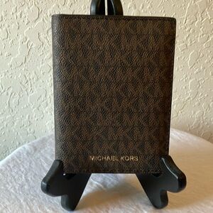 Michael Kors: Brown Passport Holder- card slots